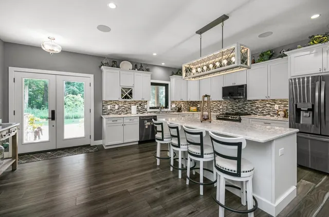 $2,500,000 | 69639 Shady Lane, White Pigeon, MI 49099