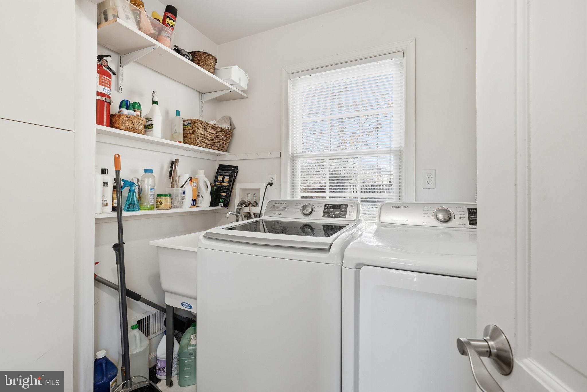 13621 North Gate Drive Silver Spring, MD 20906 - Photo 19 of 54 Laundry Room with easy access to kitchen
(Samsung)