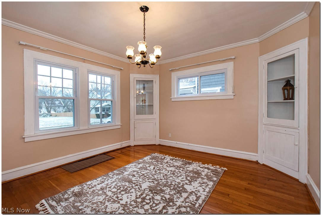 971 Pembrook Road Cleveland Heights, OH 44121 - Photo 6 of 28
