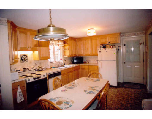 2 Kent Road Topsfield, MA 01983 - Photo 4 of 11 Gallery Image 4