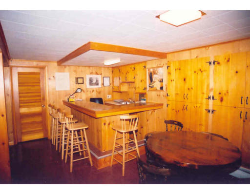 2 Kent Road Topsfield, MA 01983 - Photo 6 of 11 Gallery Image 6