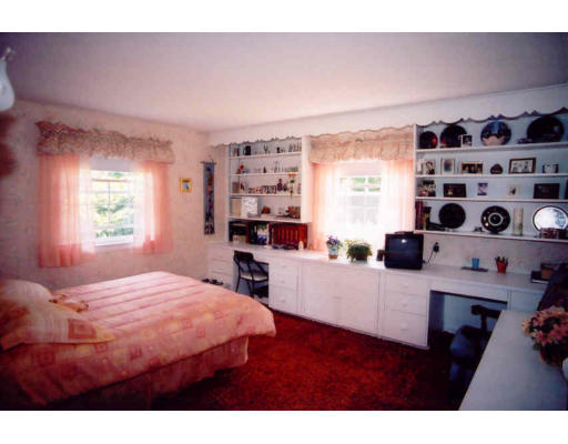 2 Kent Road Topsfield, MA 01983 - Photo 8 of 11 Gallery Image 8