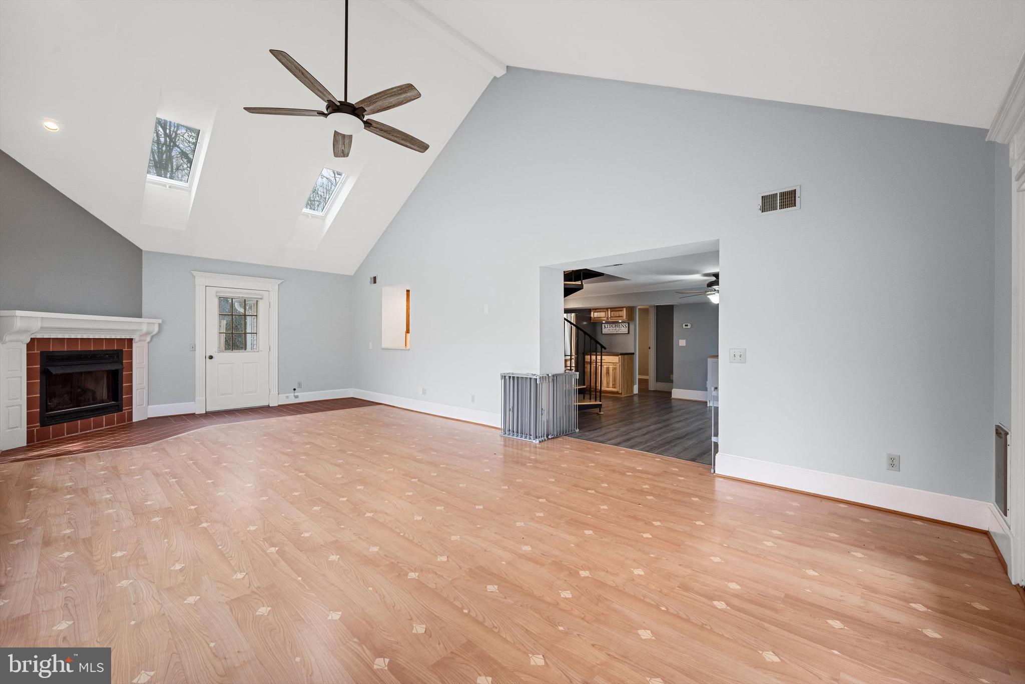 614 Zepp Road Maurertown, VA 22644 - Photo 4 of 47