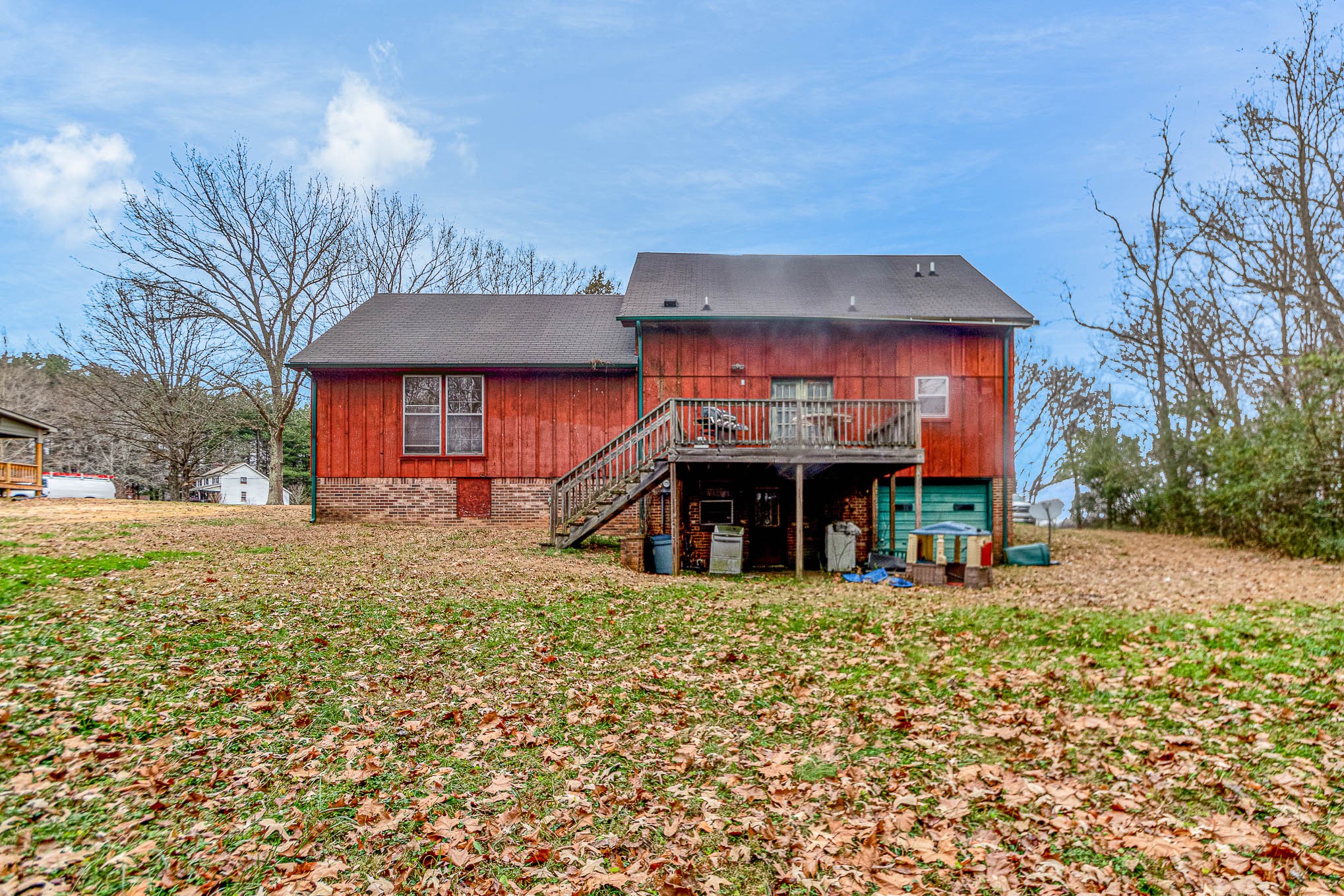 1531 Tom Moore Road Clarksville, TN 37043 - Photo 28 of 30 a view of a house with a large tree