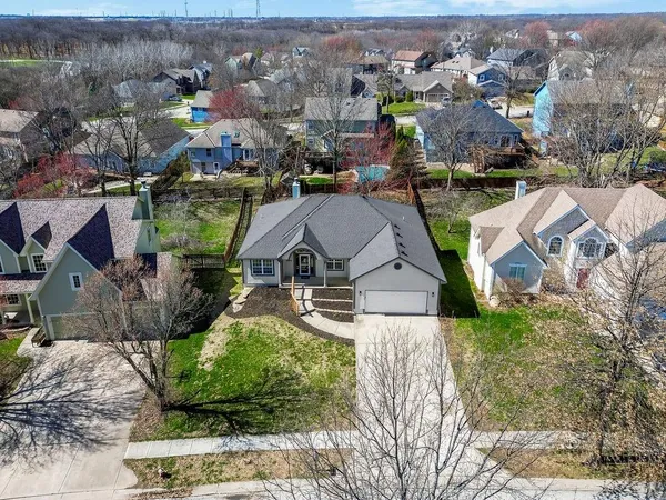 $425,000 | 13208 Jims Court, Smithville, MO 64089
