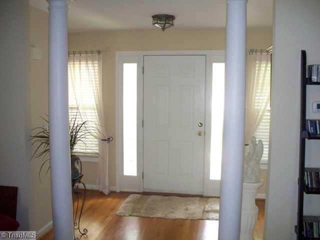 7515 Kristen Drive Oak Ridge, NC 27310 - Photo 4 of 16 Entry.