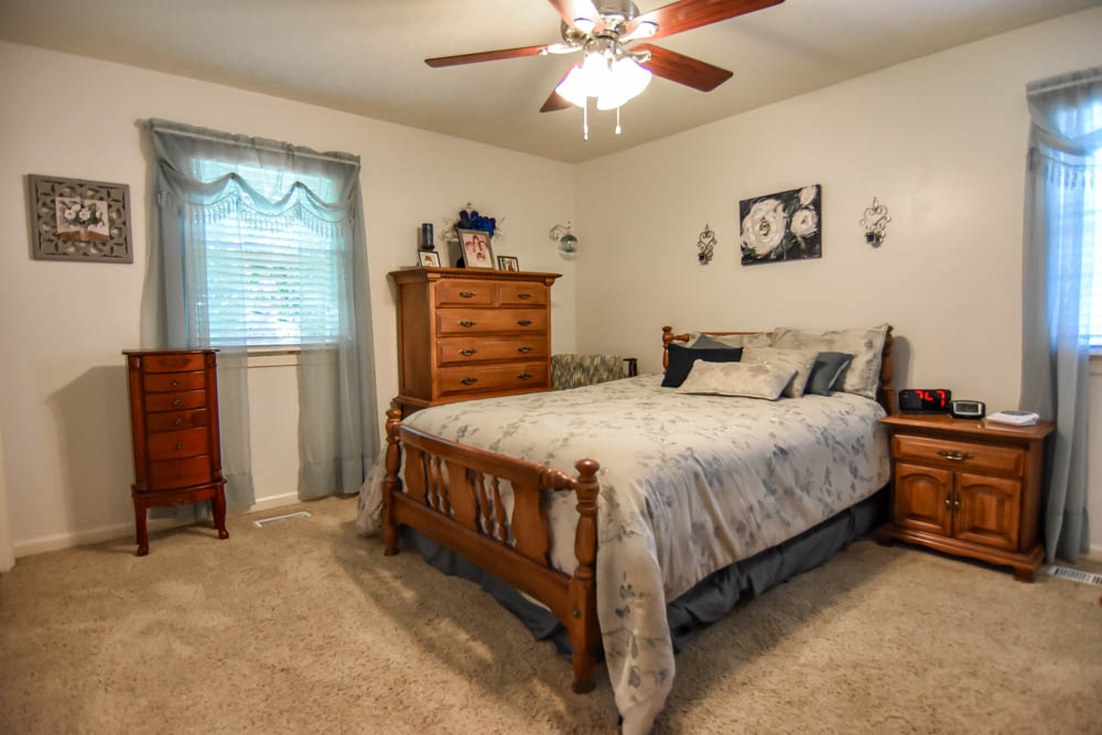 7900 Ridgemont Drive Newburgh, IN 47630 - Photo 13 of 36 Gallery Image 13