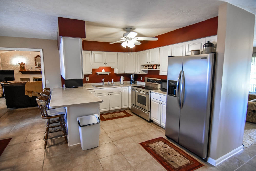 7900 Ridgemont Drive Newburgh, IN 47630 - Photo 6 of 36 Gallery Image 6
