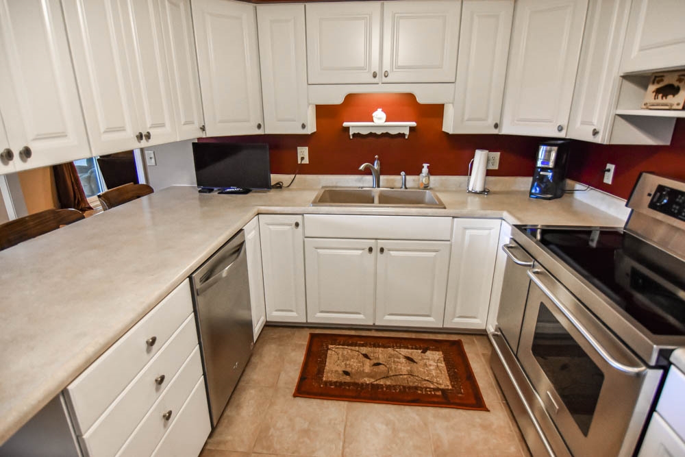 7900 Ridgemont Drive Newburgh, IN 47630 - Photo 7 of 36 Gallery Image 7