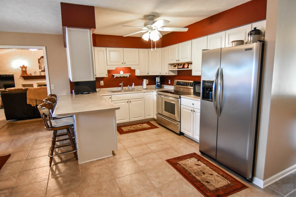 7900 Ridgemont Drive Newburgh, IN 47630 - Photo 10 of 36 Gallery Image 10