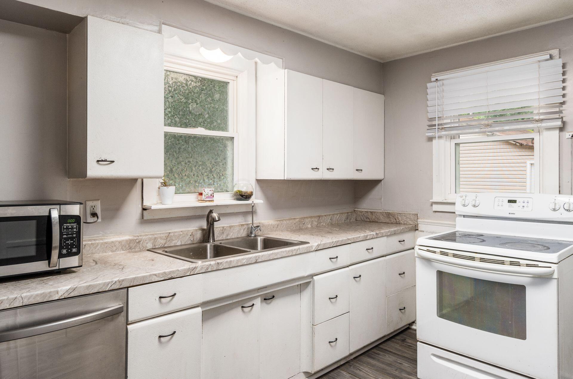 8869 Winchester Road Northwest Carroll, OH 43112 - Photo 16 of 40 Kitchen