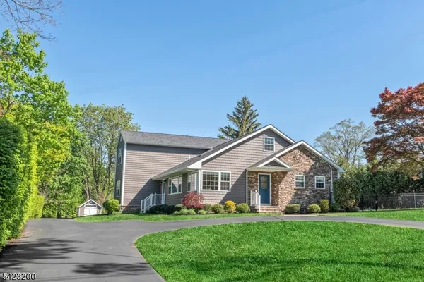 $1,399,999 | 11 Cedar Street, Bernards, NJ 07920