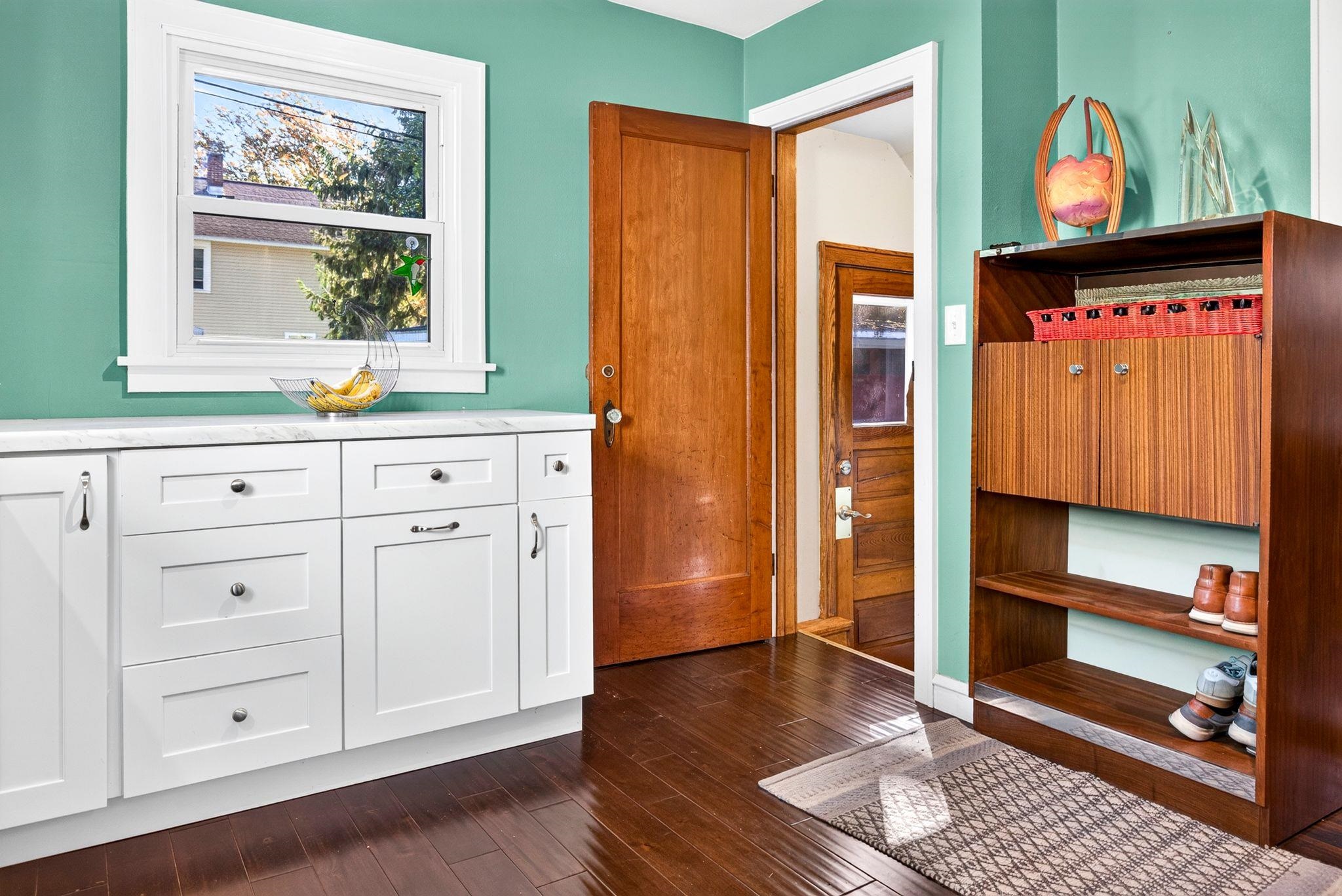 1740 North Clark Street Appleton, WI 54911 - Photo 15 of 49 Gallery Image 15