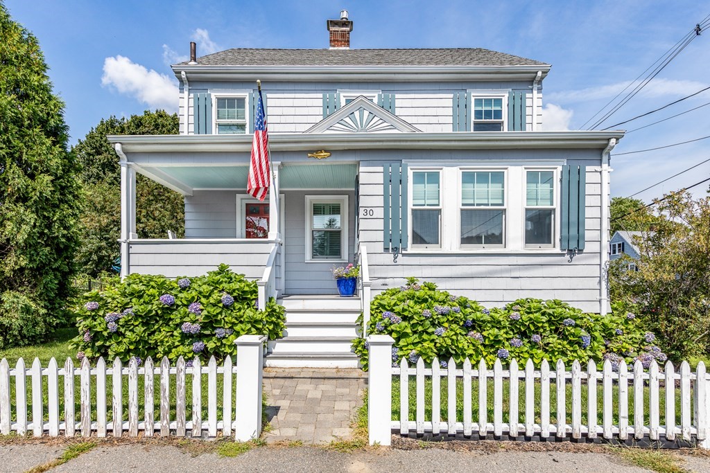 30 Pond Street Marblehead, MA 01945 - Photo 1 of 31