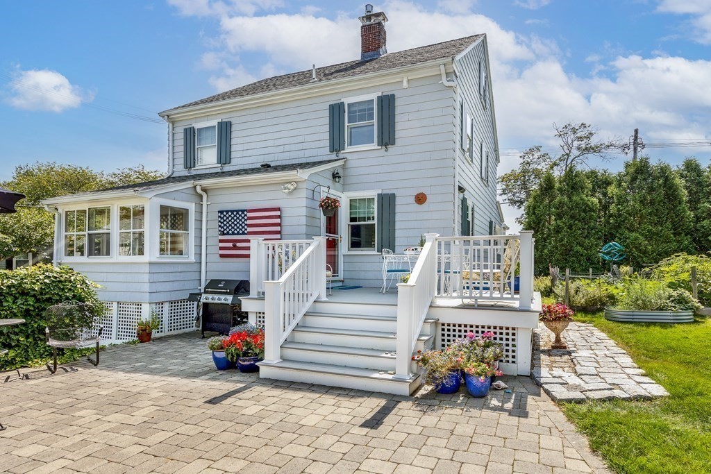 30 Pond Street Marblehead, MA 01945 - Photo 21 of 31