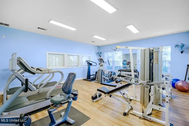 $179,000 | 2252 Beach Drive, Unit 1304, Gulfport, MS 39507