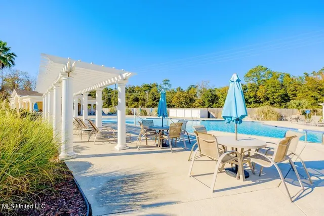 $179,000 | 2252 Beach Drive, Unit 1304, Gulfport, MS 39507