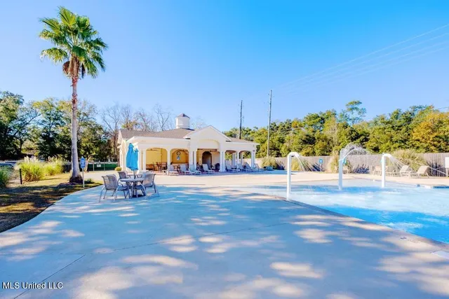 $179,000 | 2252 Beach Drive, Unit 1304, Gulfport, MS 39507