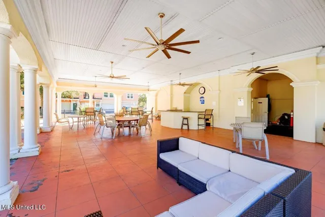 $179,000 | 2252 Beach Drive, Unit 1304, Gulfport, MS 39507