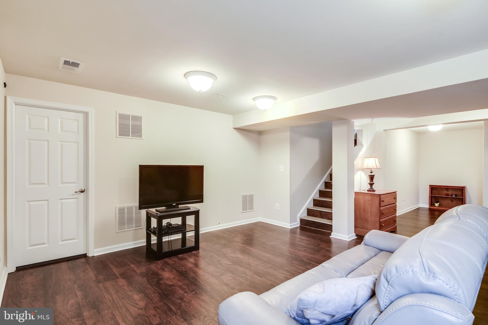 7162 Long View Road Columbia, MD 21044 - Photo 23 of 45 LL Rec room