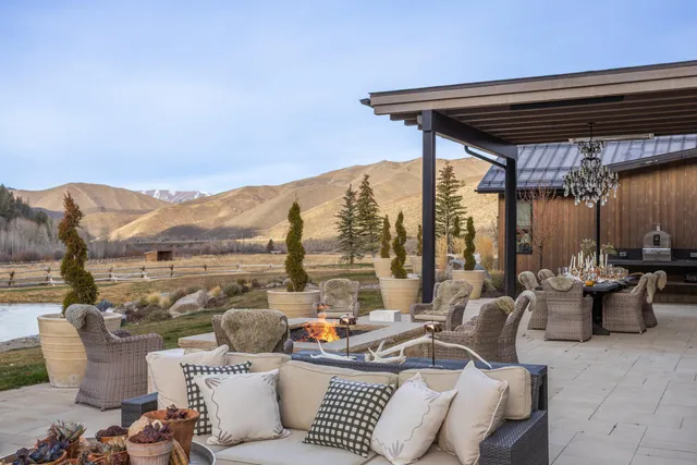 $25,000,000 | 708 East Fork Road, Blaine County, ID 83333