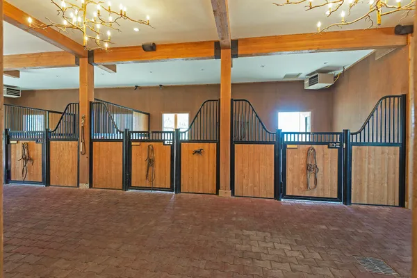 $25,000,000 | 708 East Fork Road, Blaine County, ID 83333