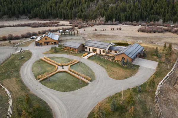 $25,000,000 | 708 East Fork Road, Blaine County, ID 83333