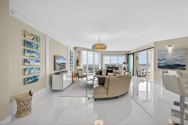 $2,625,000 | 2700 North Ocean Drive, Unit 2005B, Singer Island, FL 33404