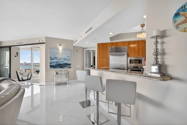 $2,625,000 | 2700 North Ocean Drive, Unit 2005B, Singer Island, FL 33404