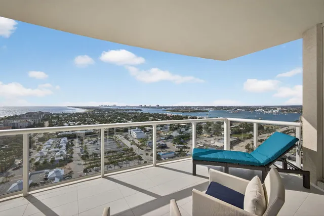 $2,625,000 | 2700 North Ocean Drive, Unit 2005B, Singer Island, FL 33404