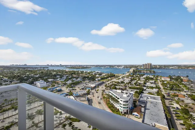 $2,625,000 | 2700 North Ocean Drive, Unit 2005B, Singer Island, FL 33404