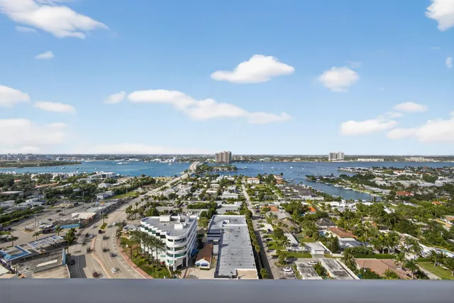 $2,625,000 | 2700 North Ocean Drive, Unit 2005B, Singer Island, FL 33404