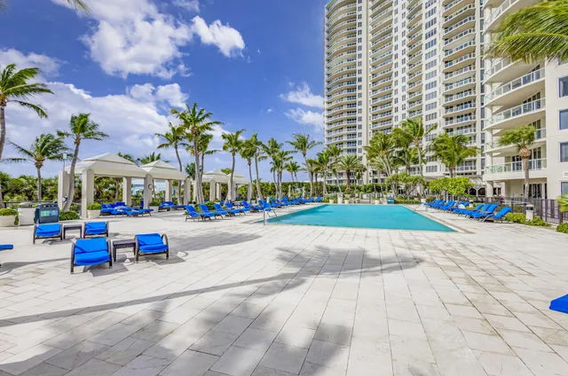 $2,625,000 | 2700 North Ocean Drive, Unit 2005B, Singer Island, FL 33404
