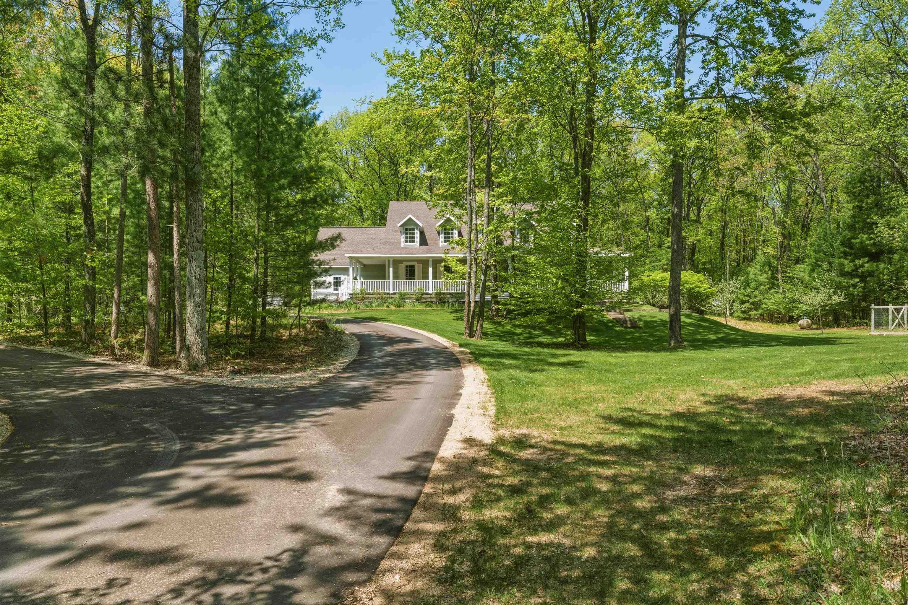 8745 Wheeler Oaks Road Williamsburg, MI 49690 - Photo 56 of 58 1946223-d7751655-e92e-4767-ba3b-3860fc4c7075.JPG