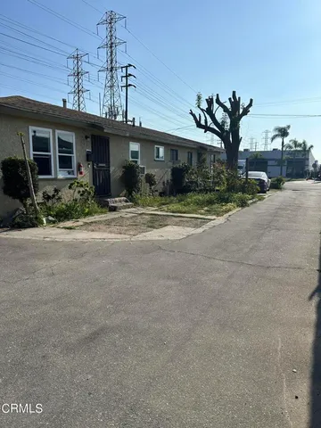 $2,425 | 17002 Downey Avenue, Unit 17000, Paramount, CA 90723