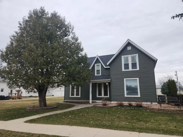 $229,900 | 204 West Main Street, Adams, MN 55909