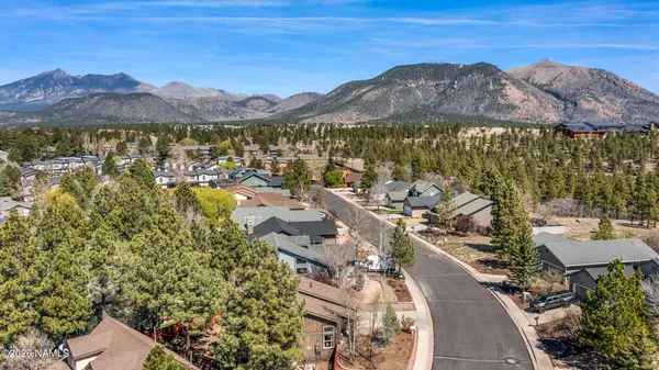 $710,000 | 617 North Locust Drive, Flagstaff, AZ 86001