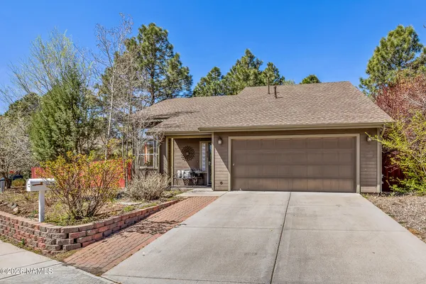 $710,000 | 617 North Locust Drive, Flagstaff, AZ 86001