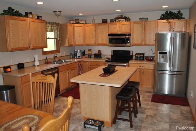 7540 Wells Road Petersburg, MI 49270 - Photo 3 of 25 DSC_0085.jpg