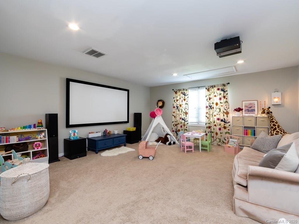 4601 Truscott Road Charlotte, NC 28226 - Photo 18 of 35 Gallery Image 18