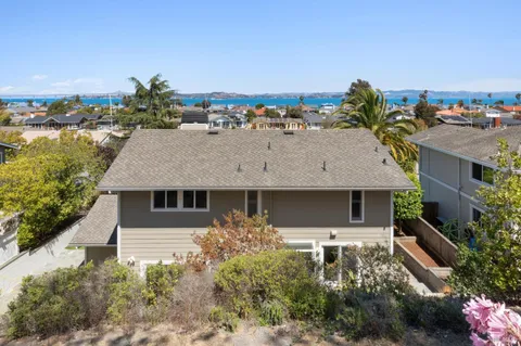 $2,995,000 | 139 Trinidad Drive, Tiburon, CA 94920