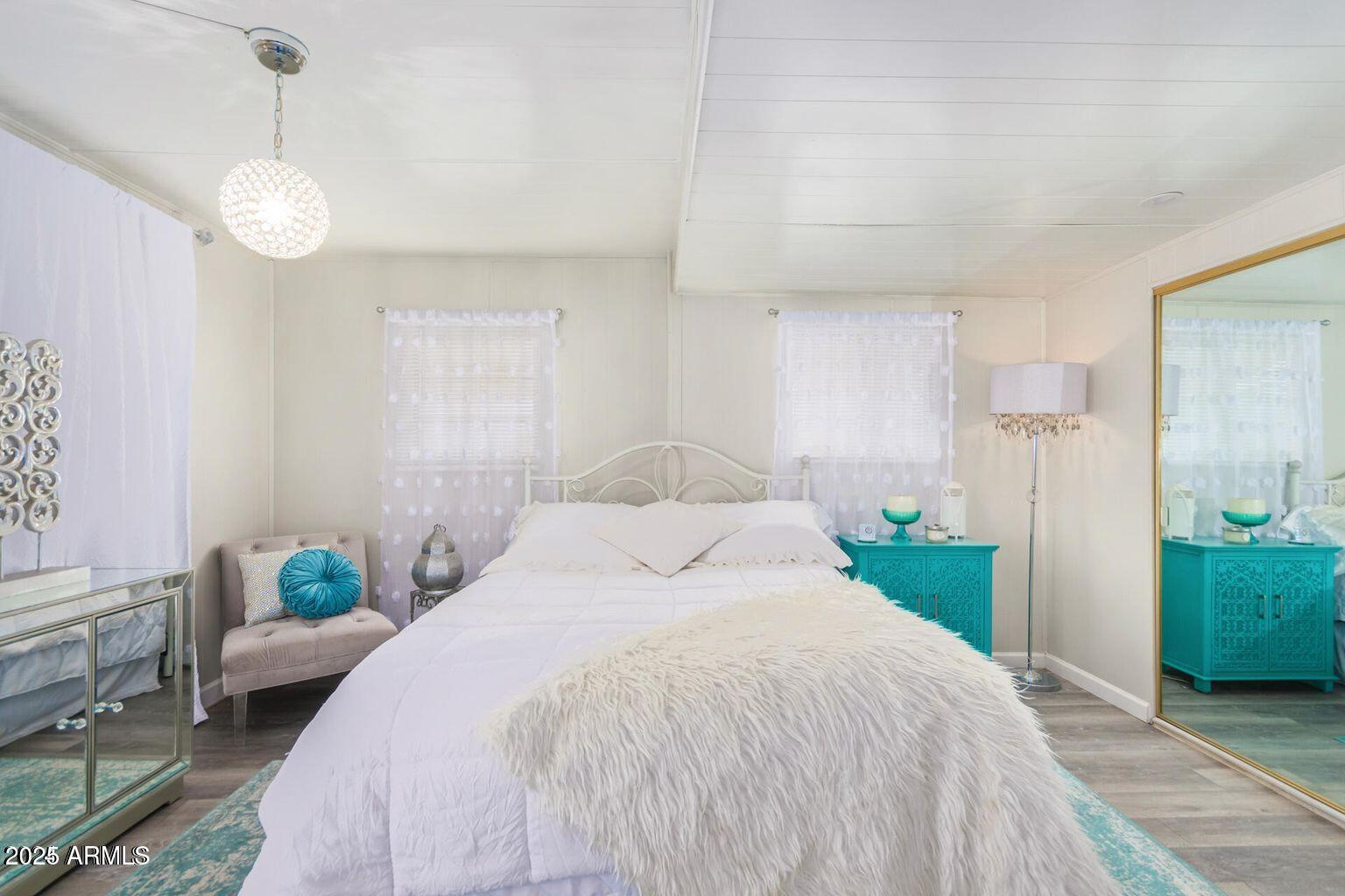 10401 North Cave Creek Road, Unit 152 Phoenix, AZ 85020 - Photo 13 of 38 20240413180751824152000000-o