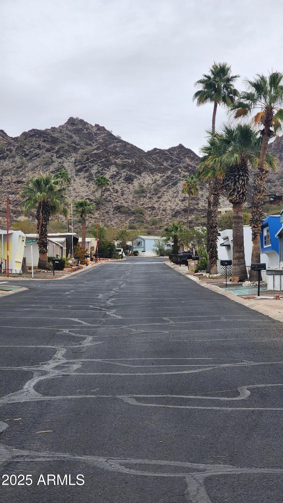 10401 North Cave Creek Road, Unit 152 Phoenix, AZ 85020 - Photo 22 of 38 20250213_143056