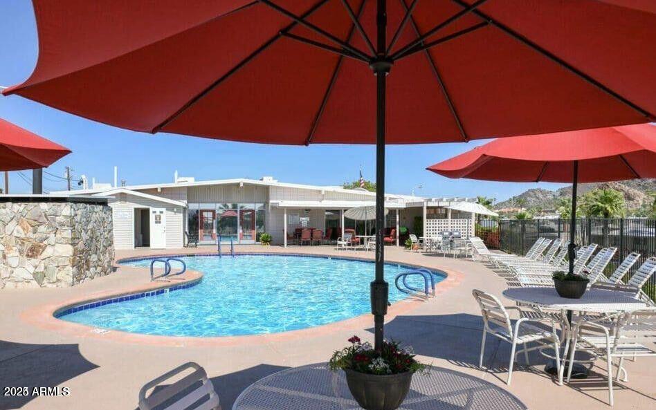 10401 North Cave Creek Road, Unit 152 Phoenix, AZ 85020 - Photo 35 of 38 pool 1