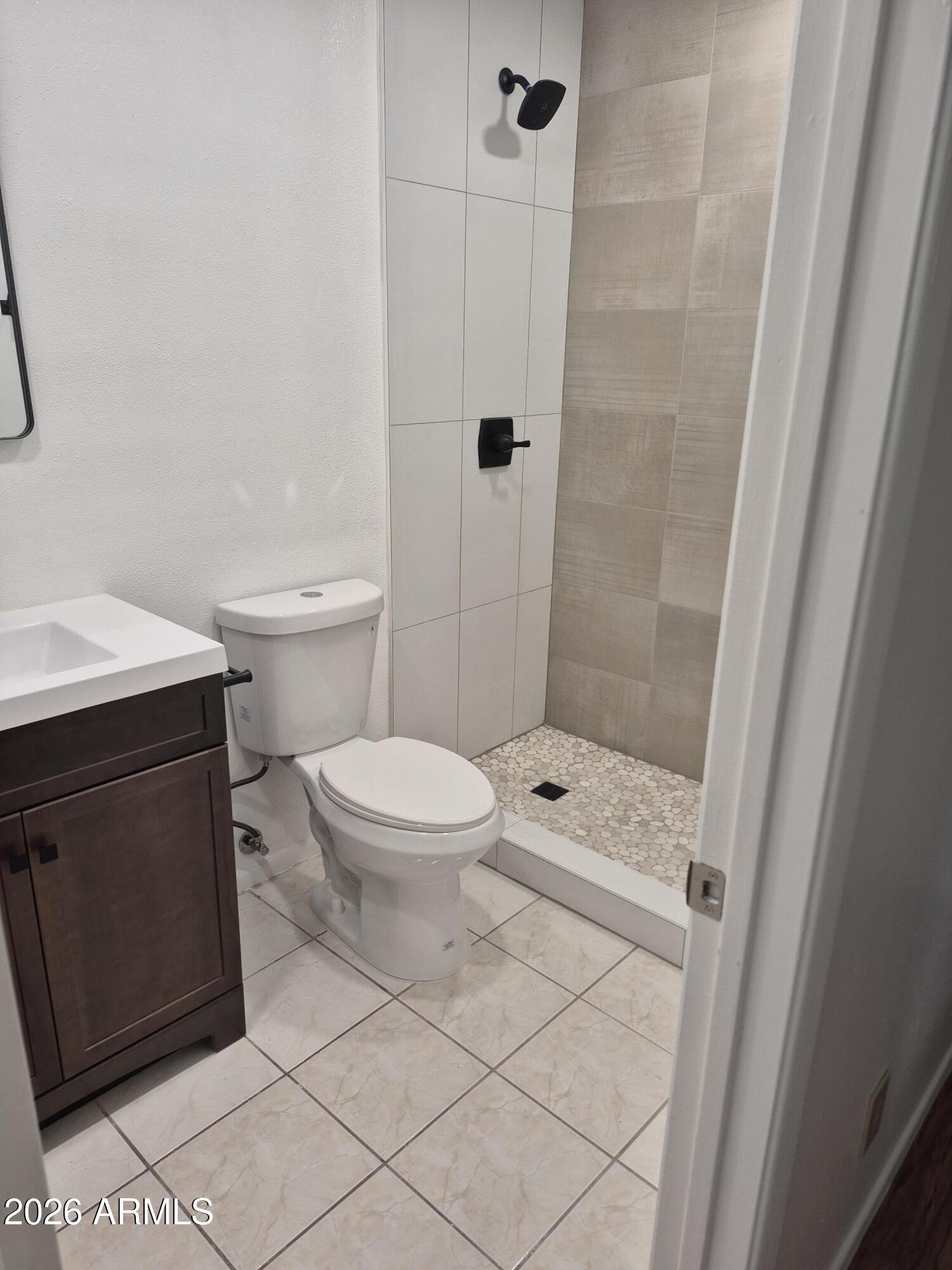 1500 West Rio Salado Parkway, Unit 150 Mesa, AZ 85201 - Photo 10 of 28 Upstairs Bathroom