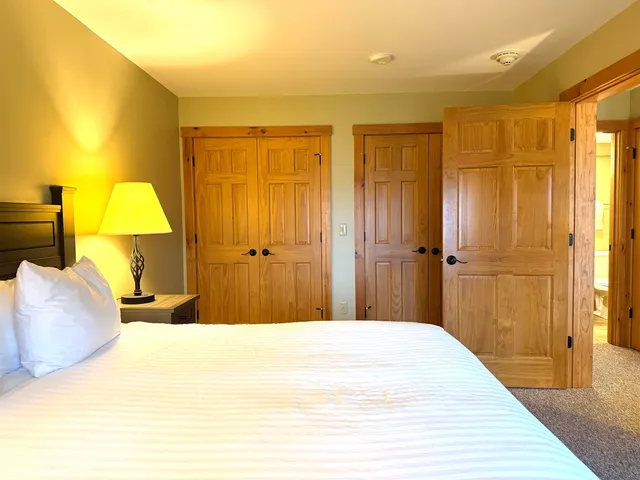 $659,000 | 296 Bridge Road, Unit 4766, Jay, VT 05859