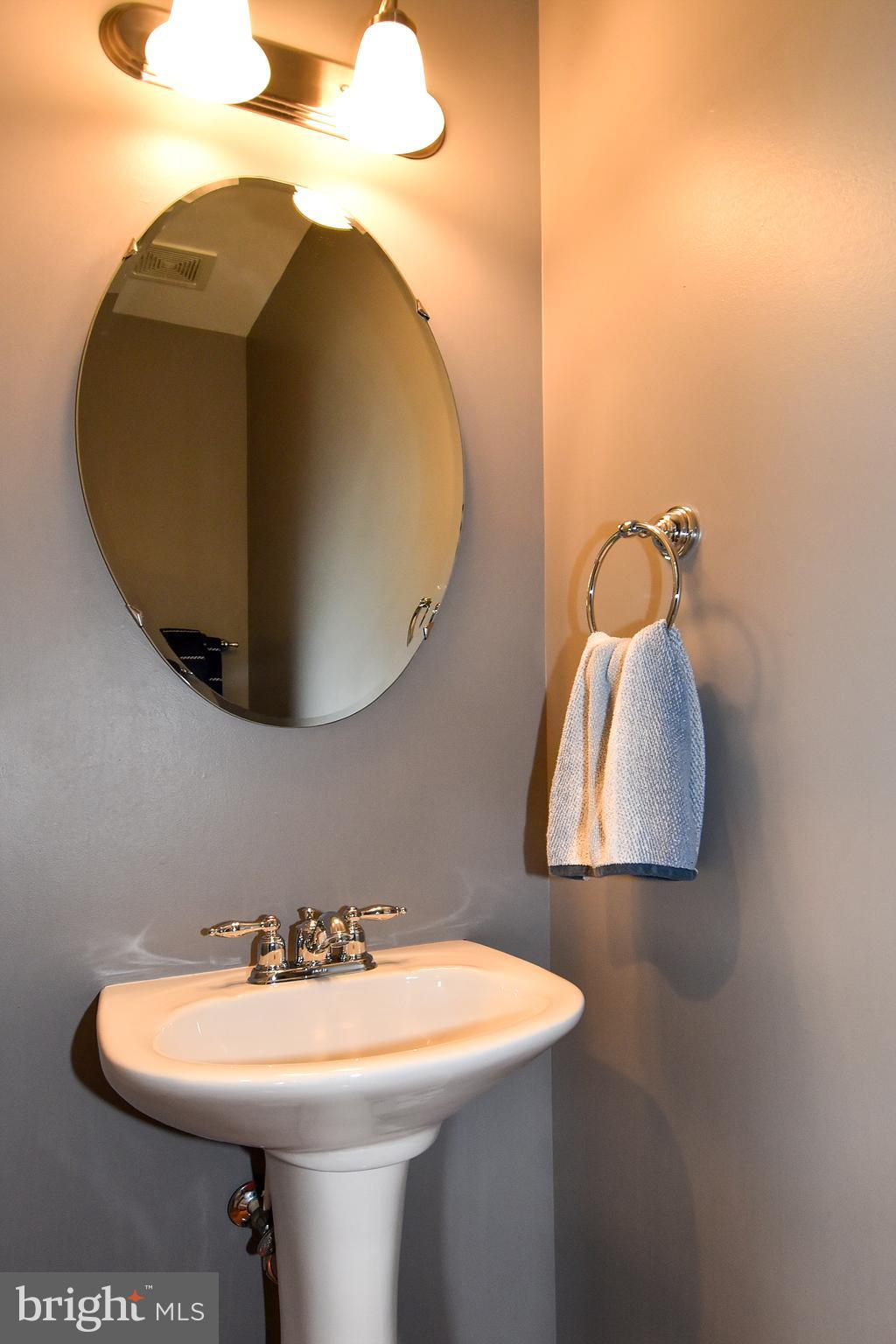 7836 Callington Way Hanover, MD 21076 - Photo 21 of 48 MAIN LEVEL POWDER ROOM