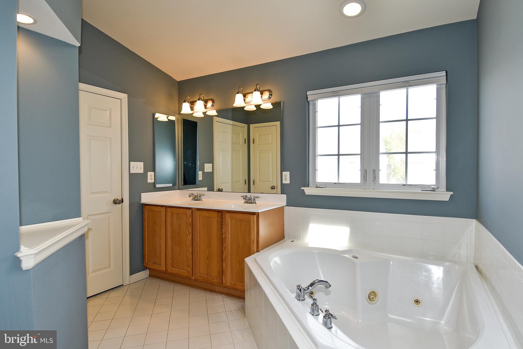 7836 Callington Way Hanover, MD 21076 - Photo 29 of 48 PRIMARY BATHROOM HAS DUAL VANITY