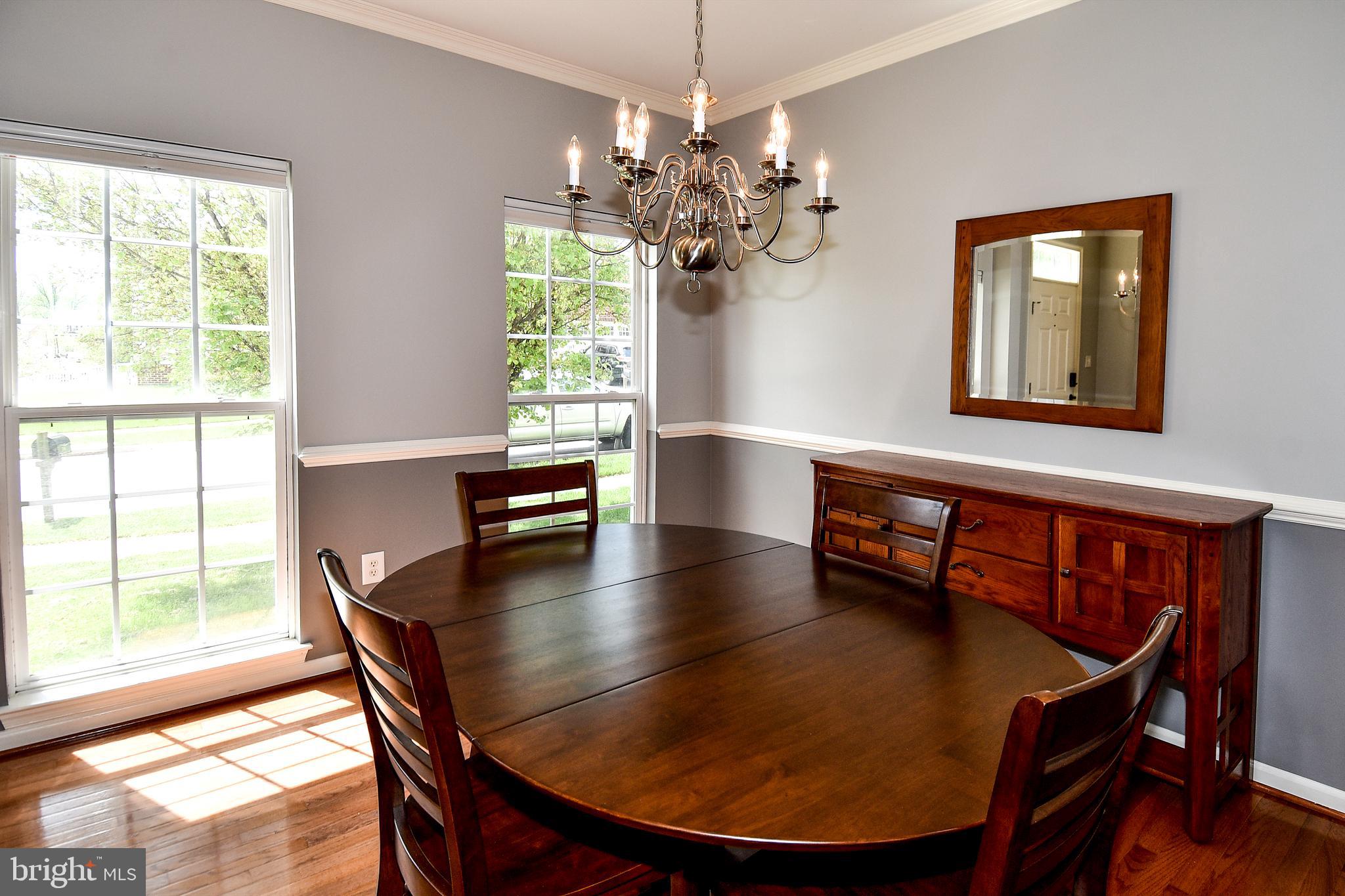 7836 Callington Way Hanover, MD 21076 - Photo 7 of 48 DINING ROOM CHANDELIER