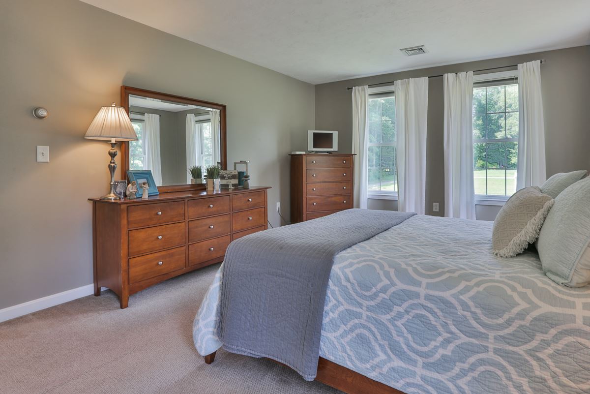10 Barker Road Windham, NH 03087 - Photo 28 of 40